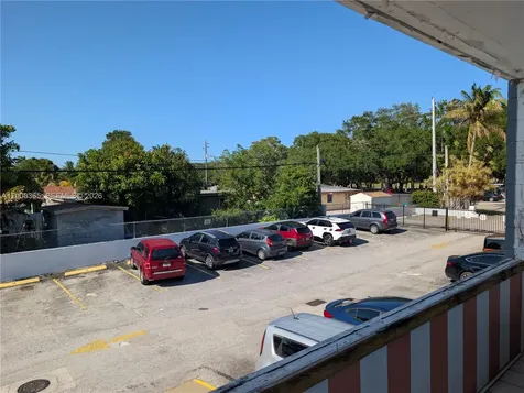 15610 NE 6th Avenue Miami FL 33162