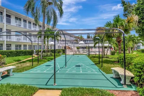 15610 NE 6th Avenue Miami FL 33162