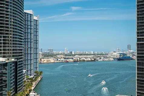 77 SE 5 Miami FL 33131-2507