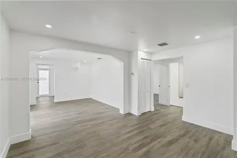 5658 SW 1st Street Miami FL 33134