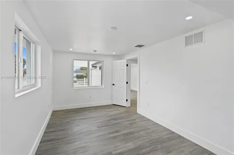 5658 SW 1st Street Miami FL 33134