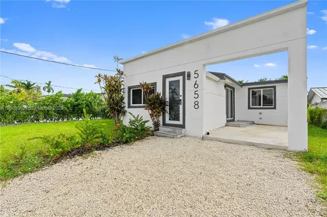 5658 SW 1st Street Miami FL 33134
