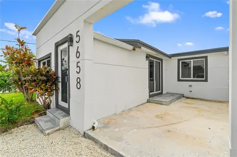 5658 SW 1st Street Miami FL 33134