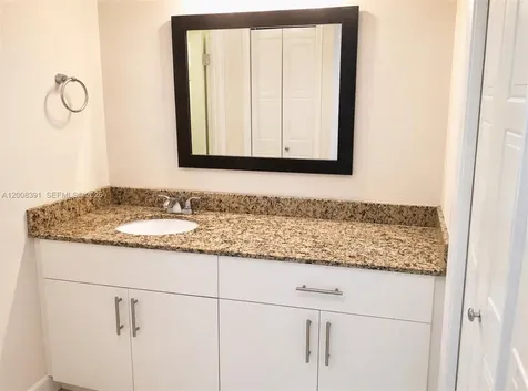 405 Lakeview Drive Weston FL 33326