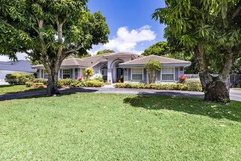 7749 SW 184th Way Cutler Bay FL 33157
