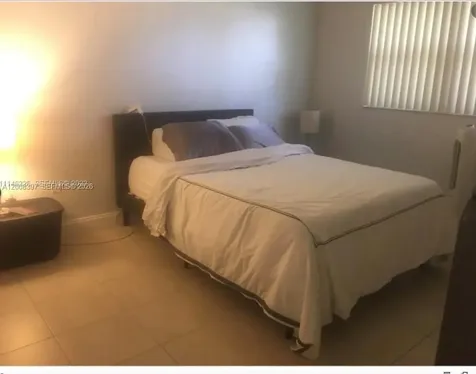 9943 Nob Hill Place Sunrise FL 33351