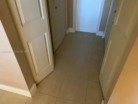 9943 Nob Hill Place Sunrise FL 33351
