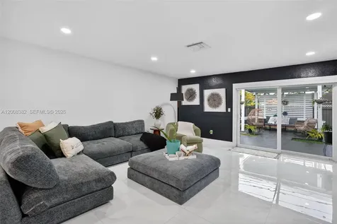 18931 SW 97th Avenue Cutler Bay FL 33157