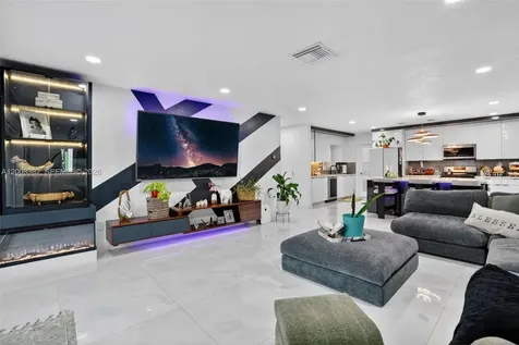 18931 SW 97th Avenue Cutler Bay FL 33157