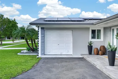 18931 SW 97th Avenue Cutler Bay FL 33157