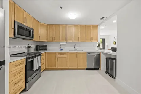 201 S Crandon Boulevard Key Biscayne FL 33149