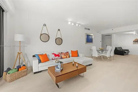 201 S Crandon Boulevard Key Biscayne FL 33149