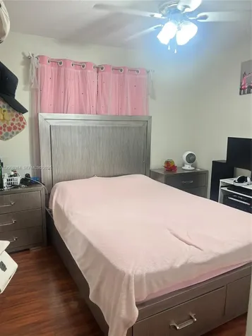 12377 NW 97th Place Hialeah Gardens FL 33018