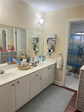 12377 NW 97th Place Hialeah Gardens FL 33018