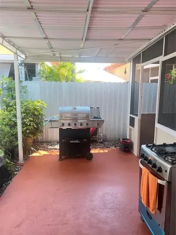 12377 NW 97th Place Hialeah Gardens FL 33018
