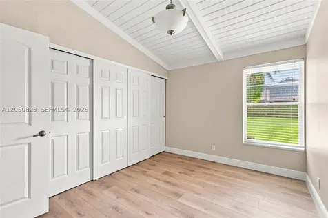 7196 SW 22nd Place Davie FL 33317