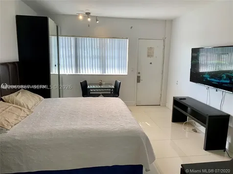 Hallandale Beach FL 33009