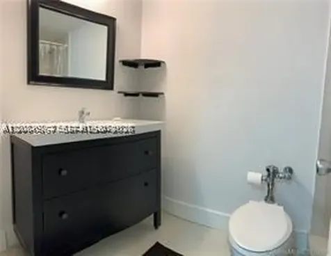 Hallandale Beach FL 33009