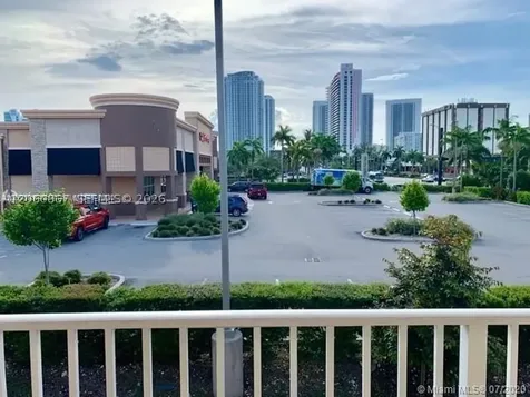 Hallandale Beach FL 33009