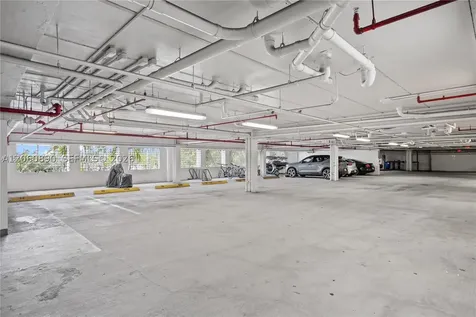 6362 Collins Avenue Miami Beach FL 33141