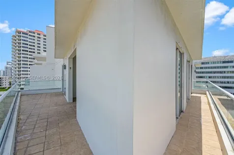 6362 Collins Avenue Miami Beach FL 33141