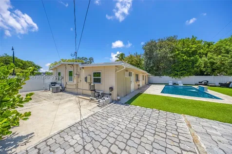1837 NE 48th Court Pompano Beach FL 33064
