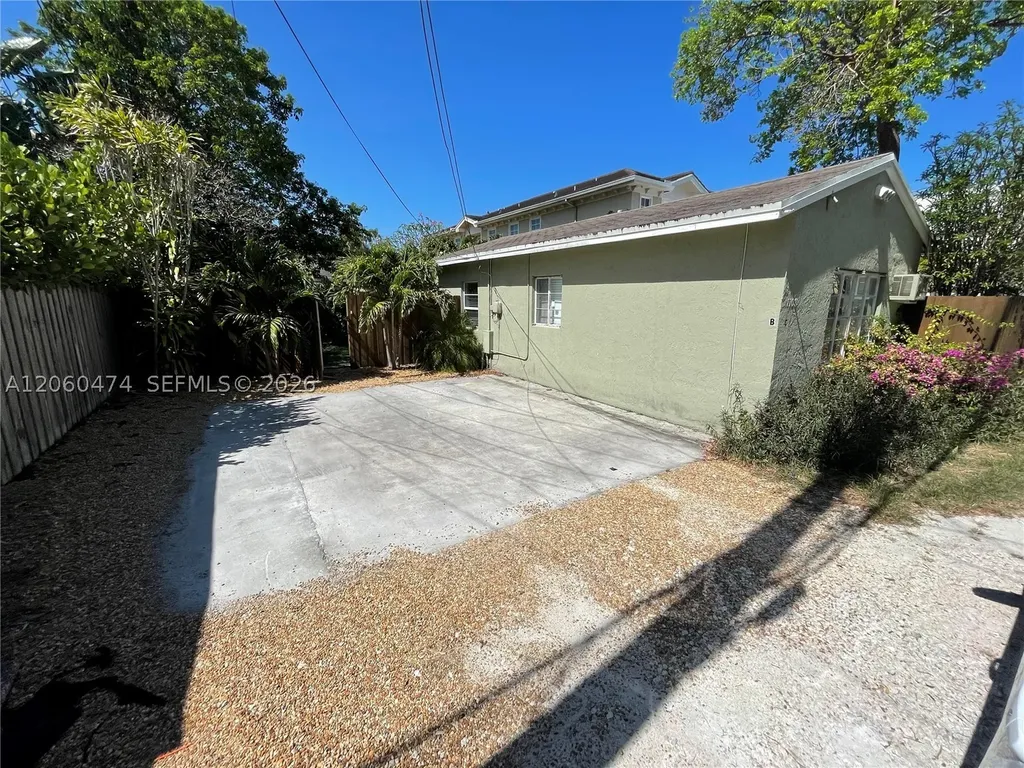1108 NE 3rd Street Fort Lauderdale FL 33301