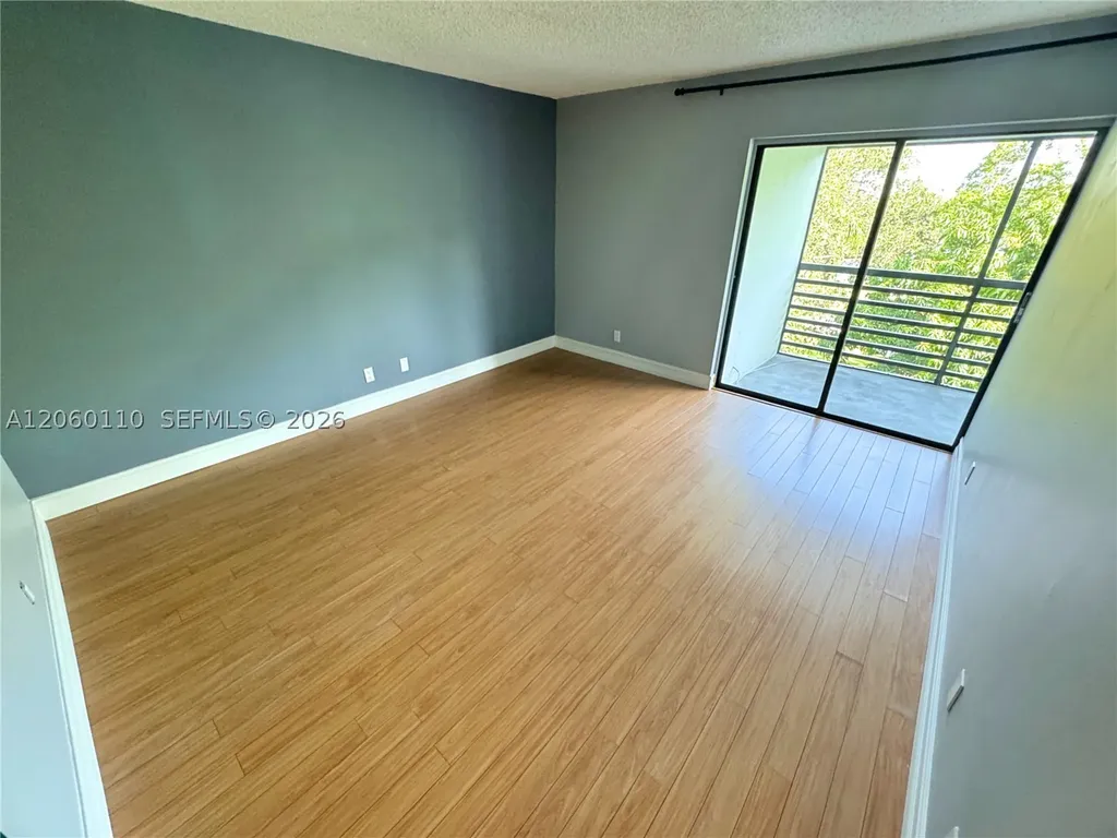 2324 S Cypress Bend Drive Pompano Beach FL 33069