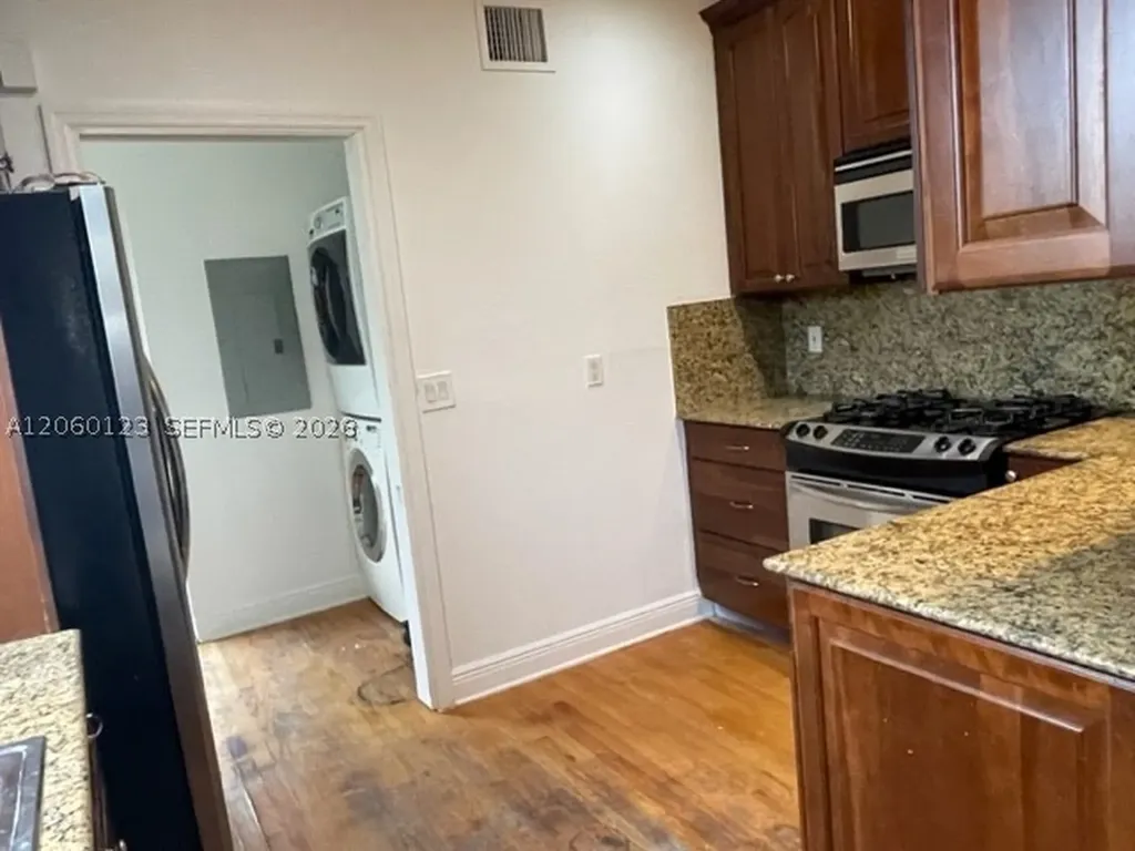 1735 Jefferson Street Hollywood FL 33020