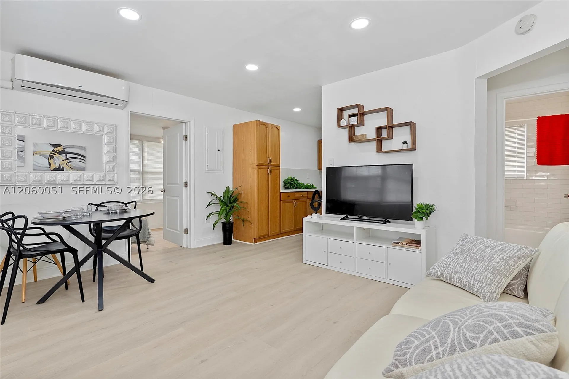 6103 Monroe Street Hollywood FL 33023