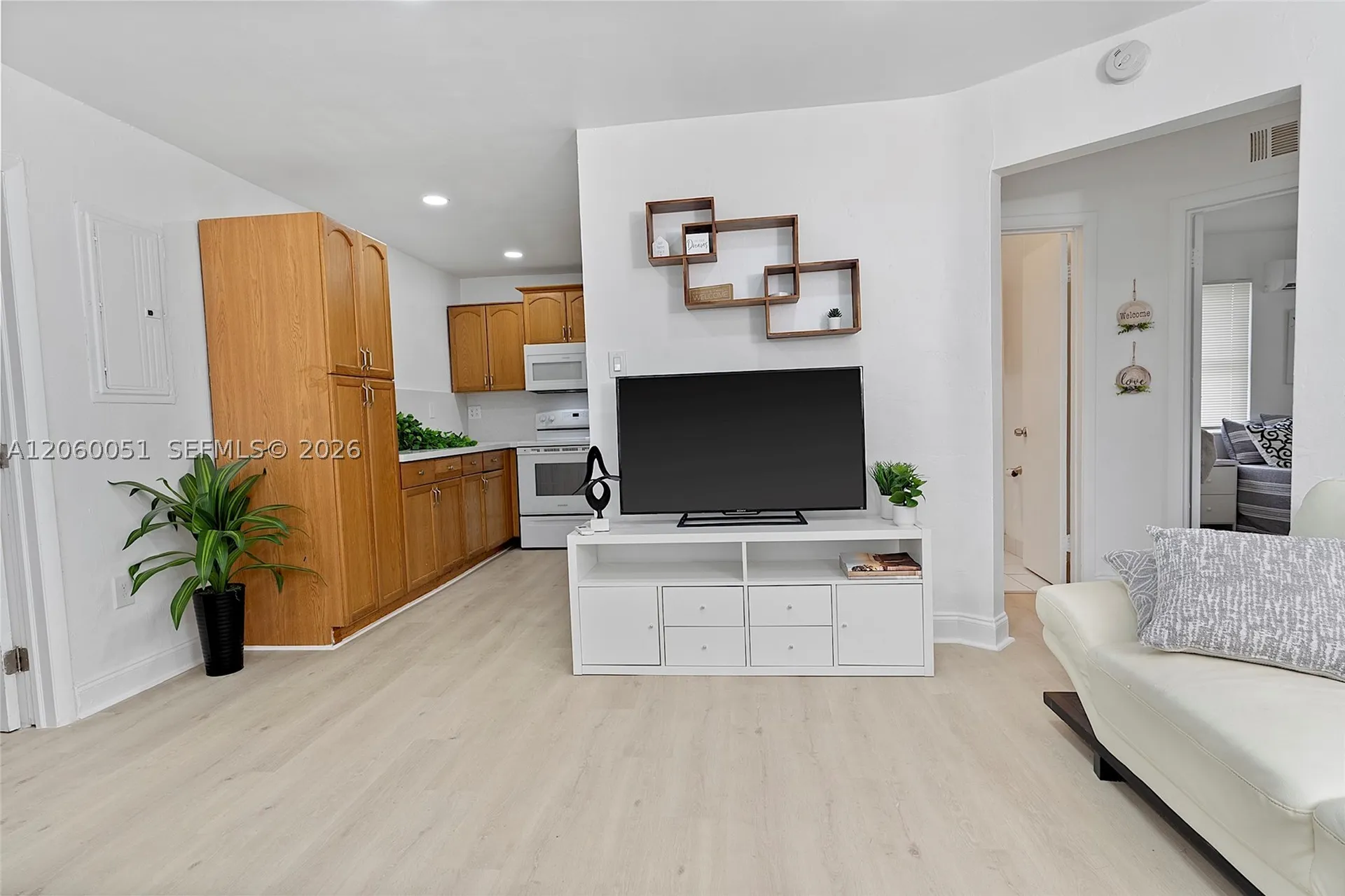 6103 Monroe Street Hollywood FL 33023
