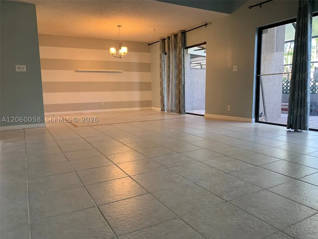 305 Bonnie Brae Way Hollywood FL 33021