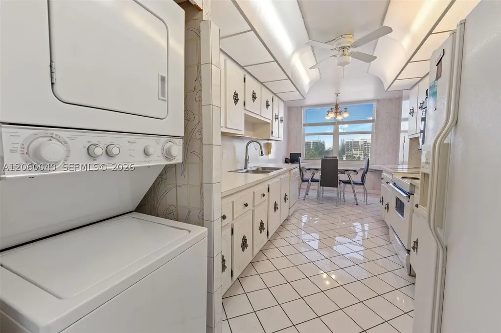 2751 S Ocean Drive Hollywood FL 33019