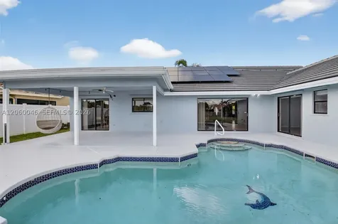 6043 Sunberry Circle Boynton Beach FL 33437