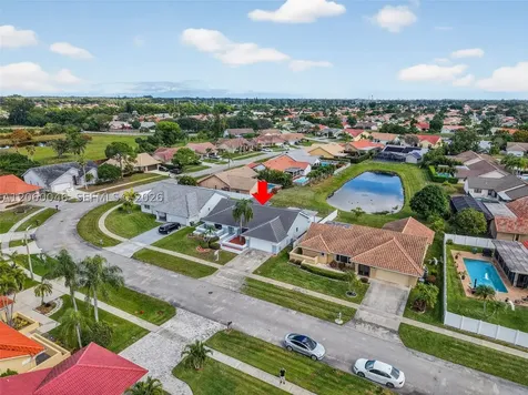 6043 Sunberry Circle Boynton Beach FL 33437