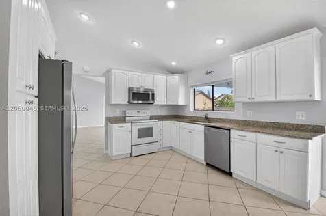 6043 Sunberry Circle Boynton Beach FL 33437
