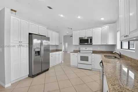 6043 Sunberry Circle Boynton Beach FL 33437