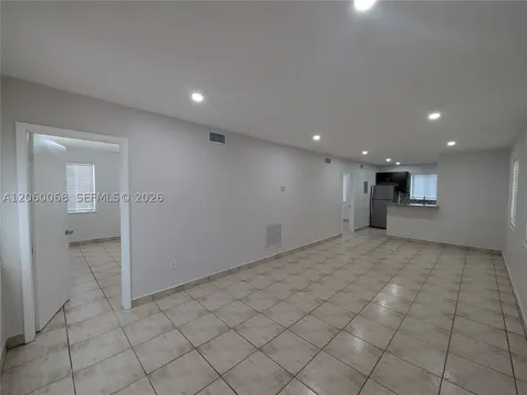 500 SW 7th Street Miami FL 33130