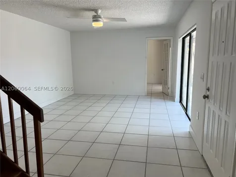 9105 SW 19th Place Davie FL 33324