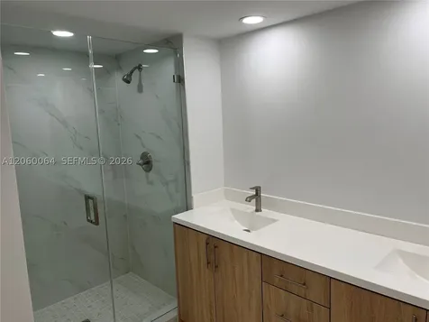 9105 SW 19th Place Davie FL 33324