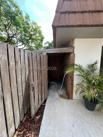 9105 SW 19th Place Davie FL 33324