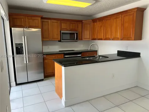 9105 SW 19th Place Davie FL 33324