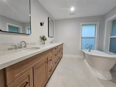 41 Sunset Road Key Largo FL 33037