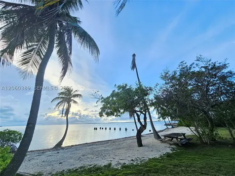 41 Sunset Road Key Largo FL 33037