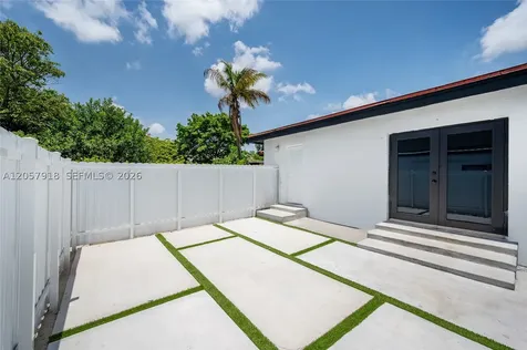 3000 NW 13th Street Miami FL 33125