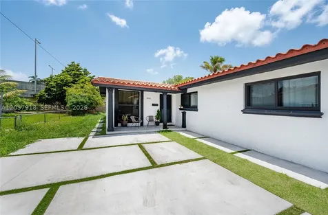 3000 NW 13th Street Miami FL 33125
