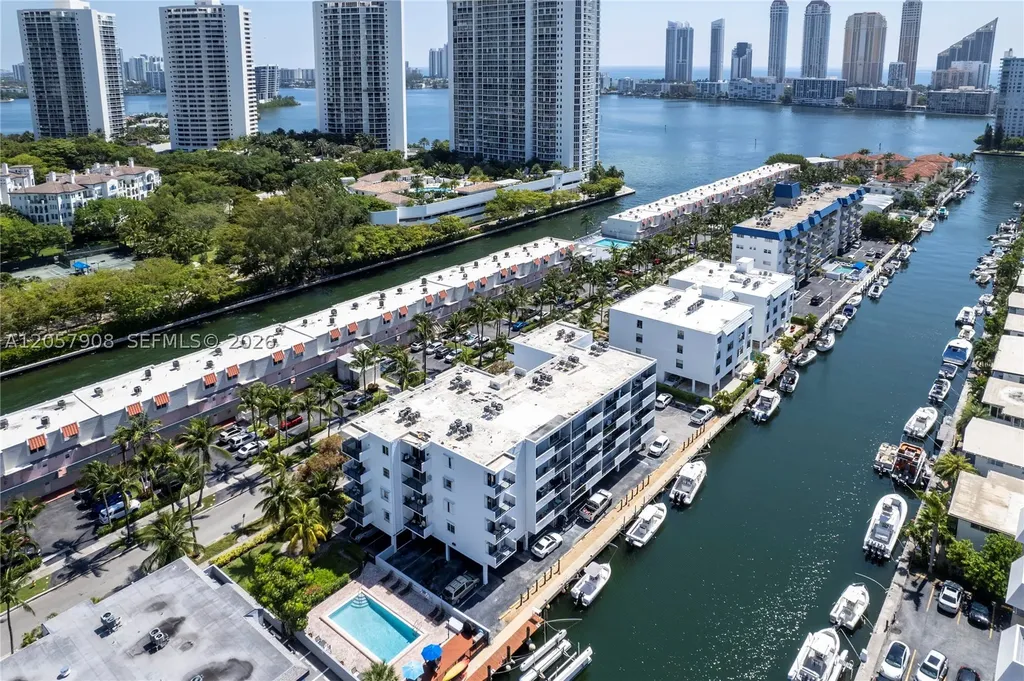 3642 NE 171st Street North Miami Beach FL 33160