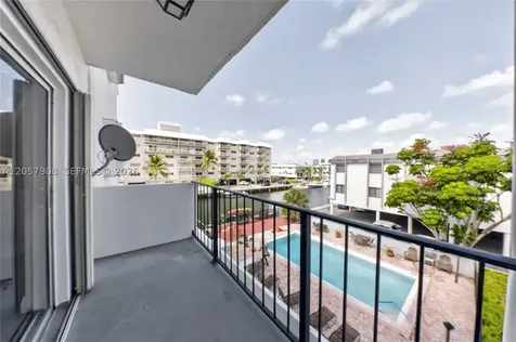 3642 NE 171st Street North Miami Beach FL 33160