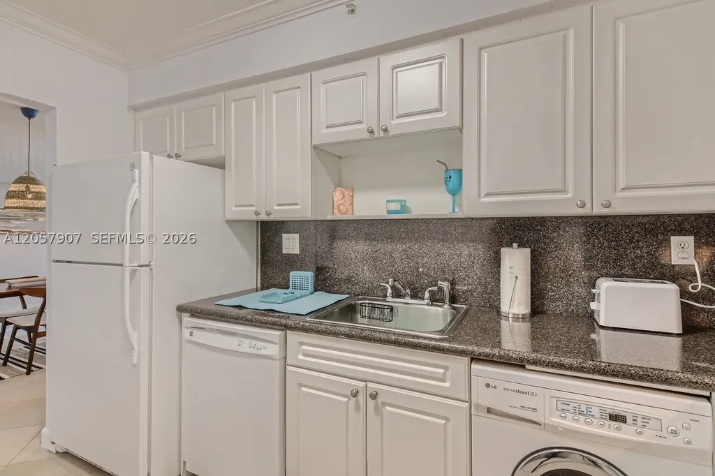 2501 S Ocean Drive Hollywood FL 33019