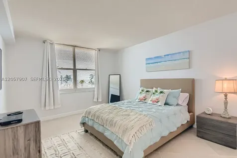 2501 S Ocean Drive Hollywood FL 33019